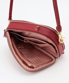 Y'SACCS 木村多江×Y'SACCS スクエアマルチショルダー