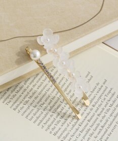 Maison de FLEUR 2セットフラワーパールヘアピン