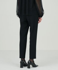 GRACE CONTINENTAL スリムテーパーパンツ