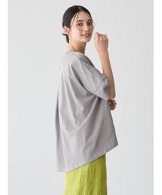 AMERICAN HOLIC 接触冷感バックタックカットプルオーバー