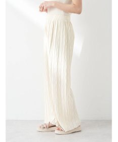 earth music&ecology リラックスセルフカットパンツ（Ｉｖｏｒｙ）