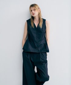 uncrave コットンクロスプレーン ペプラムジレブラウス