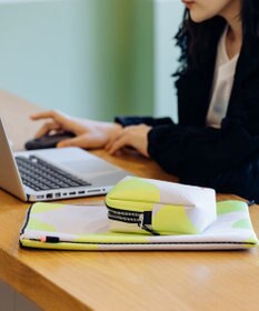 POLS SQUAREポーチ