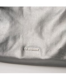 LA BAGAGERIE コーティングキャンバス ショルダーバッグ