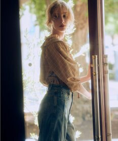 組曲 ライトトロピカルロールネック ブラウス