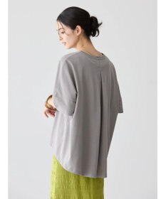 AMERICAN HOLIC 接触冷感バックタックカットプルオーバー