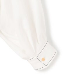 BEIGE， AXI / 刺繍ステッチ ドルマンスタンドブラウス