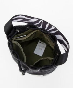 LeSportsac DRAWSTRING BUCKET XBODY/ノワールゼブラ