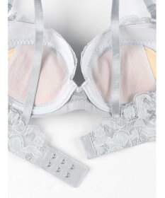 une nana cool リボンブラレース　胸もとフィットながもち～動いてもキレイはつづく～