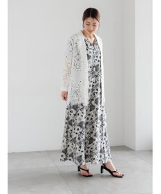 Te chichi 【LIBERTY FABRICS】Vネックフレアワンピース