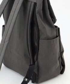 Y'SACCS 【ムック本掲載】クリンクルナイロン　ダブルポケットリュック