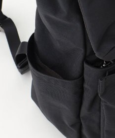 Y'SACCS 【ムック本掲載】クリンクルナイロン　ダブルポケットリュック