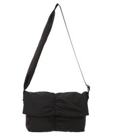 Green Parks ・パフィフラップバッグ