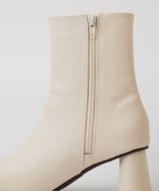 BONTRE 【PRECIEUX JOUET/プレシュウジュエ】ワイドスクエアショートブーツ