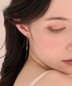 Phoebe 〈痛くないシリーズ/金属アレルギー対応〉ルミナスビジューライトフィットイヤリング 揺れる/パール