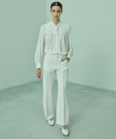 BEIGE， YUCCA / ストレートパンツ