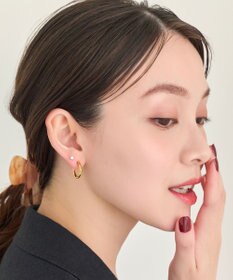 Phoebe 【金属アレルギー対応】ビジューピアス　ゴールド/サージカルステンレス