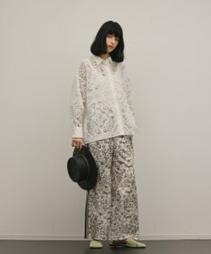 GRACE CONTINENTAL パネル刺繍シャツ