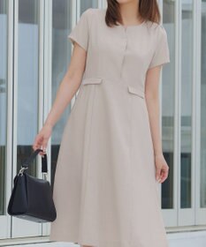 Tiaclasse 【小倉優子さん着用・洗える】フラップ付きミディアム丈フレアワンピース