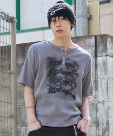 WEGO 【ユニセックス着用ITEM】グラフィックヘンリーネックT（SS）