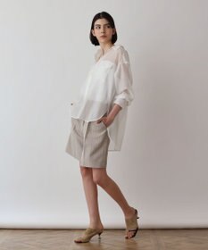 GRACE CONTINENTAL マットシアーシャツ