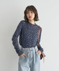 earth music&ecology ハイネックフラワーメロープルオーバー