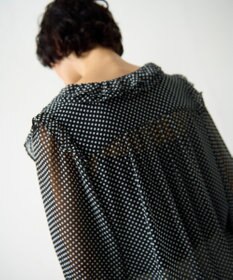 GRACE CONTINENTAL ドットラッフルブラウス