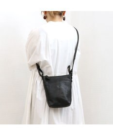 UNBILLION アトランタ ATLANTA / 牛革縦ミニショルダー