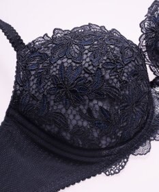 Wing Wing Lesiage　【2800シリーズ】　ブラジャー　サイドすっきり　安定感のあるしっかりとしたフィット感　ウイング／ワコール　PB2800