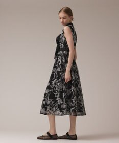 GRACE CONTINENTAL フラワー刺繍ボウタイドレス