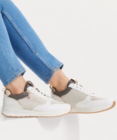 INTER-CHAUSSURES 【Tamaris】サイドジップスニーカー