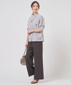 J.PRESS LADIES 【一枚で着映え】ストライプ×フラワープリント ブラウス