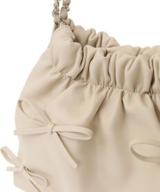 Green Parks ・ＱＵＯＮ　リボンチェーン巾着