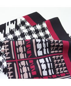 Marca ＜秋の新作！＞【Marcaオリジナル】コラージュプリント ナロースカーフ シルクツイル