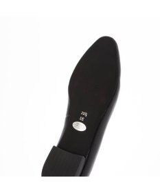 ing <ing>Vカットフラットパンプス