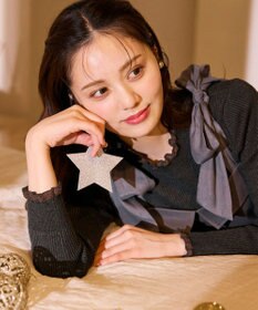 Feroux シアーフリル・ハイネックリブプルオーバー