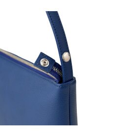 IBIZA リンピード　牛革　ショルダーバッグ