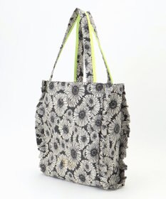 TOCCA 【ヨンア×大人百花×TOCCAコラボカラー有り】PRECIOUS WAVES BAG WITH POUCH ポーチ付きトートバッグ