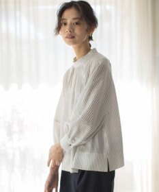 組曲 S リヨセルシャーティングハイネック ブラウス