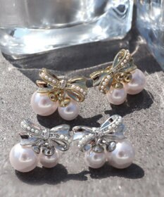 Tiaclasse 【金属アレルギー対応】チェリーパールリボンピアス