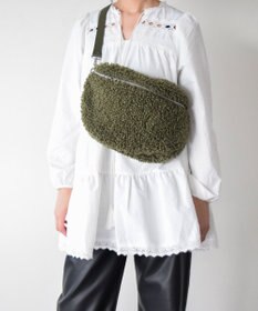 INTER-CHAUSSURES 【ANDREA CARDONE ITALI】レザーストラップボアショルダーバッグ