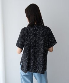 YECCA VECCA フリルデザインブラウス