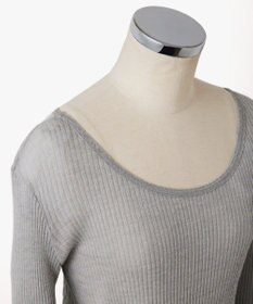 TOQUE 〈大草直子さんアドバイザー〉ベビーアルパカ×シルク ２WAYリブトップス