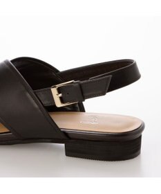 ing <ing>クロスベルトストラップサンダル