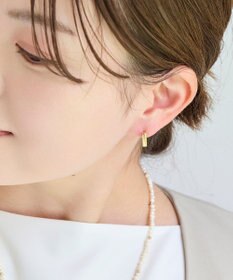 Phoebe 【金属アレルギー対応】ストレートスクエアフープピアス　ゴールド/サージカルステンレス