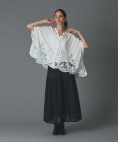 GRACE CONTINENTAL カットワークスカラブラウス