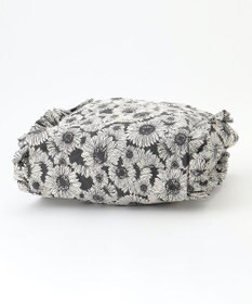 TOCCA 【ヨンア×大人百花×TOCCAコラボカラー有り】PRECIOUS WAVES BAG WITH POUCH ポーチ付きトートバッグ