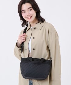 LeSportsac SMALL BUCKET TOTE/ラインデボスブラック