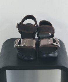 YECCA VECCA バックルスポーツサンダル