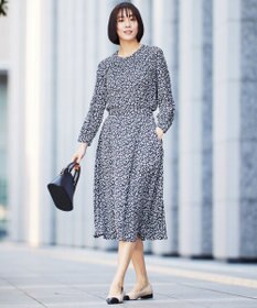 自由区 L 【カタログ掲載・セットアップ対応・洗える】ジオメトリックフラワードットプリント スカート